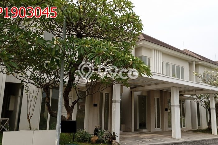 Rumah Mewah Siap Huni LT 160m2 di Tandes, Surabaya Rumah Mewah Siap Huni LT 160m2 di Tandes, Surabaya