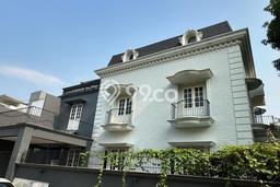 Rumah Eksklusif Siap Huni LT 340m2 di Kebayoran Lama, Jakarta Selatan Rumah Eksklusif Siap Huni LT 340m2 di Kebayoran Lama, Jakarta Selatan