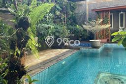 Ready to Use! Luxury House LT 742m2 Desain Elegan di Cipete Ready to Use! Luxury House LT 742m2 Desain Elegan di Cipete