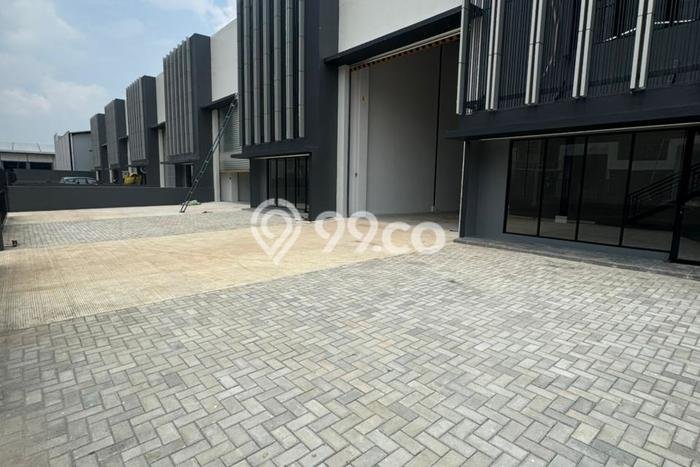 Gudang Dijual di Legok LT 516m2, LB 396m2 untuk Investasi Gudang Dijual di Legok LT 516m2, LB 396m2 untuk Investasi
