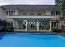 Disewakan Rumah Nyaman di Kebayoran Baru Harga Rp 600 Juta/ Tahun Disewakan Rumah Nyaman di Kebayoran Baru Harga Rp 600 Juta/ Tahun