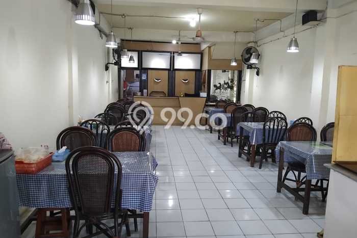 Ruko Bagus Dijual LB 200m2 Lokasi Strategis Jakarta Barat Area Cocok untuk Bisnis Ruko Bagus Dijual LB 200m2 Lokasi Strategis Jakarta Barat Area Cocok untuk Bisnis