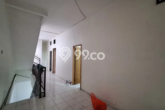 Disewakan Ruko di Kawasan Ramai Kepa Duri Luas 180m2 Disewakan Ruko di Kawasan Ramai Kepa Duri Luas 180m2