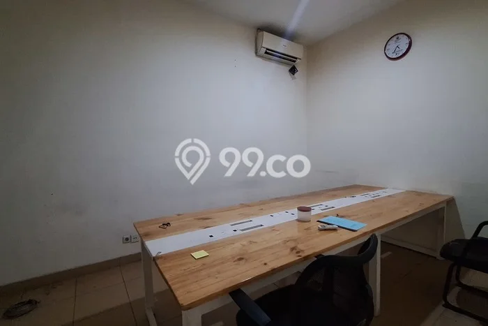 Ruko Dijual di Jakarta Barat LT 63m2 & LB 185m2 Lokasi Terbaik! Ruko Dijual di Jakarta Barat LT 63m2 & LB 185m2 Lokasi Terbaik!