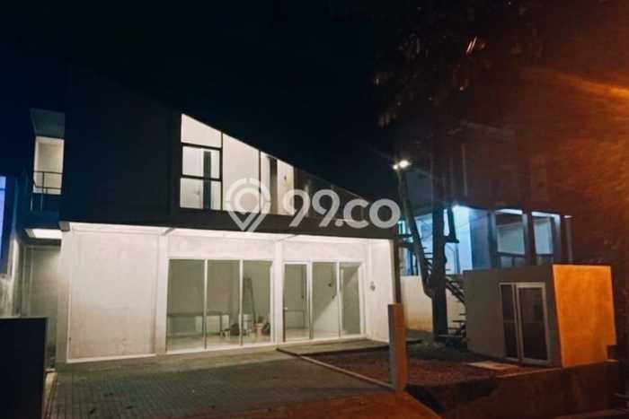 Komersial Bagus LT 300m2 LB 205m2 Dijual di Gunung Pati Semarang Komersial Bagus LT 300m2 LB 205m2 Dijual di Gunung Pati Semarang