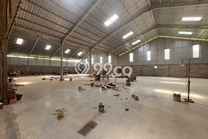 Pabrik Paling Dicari LB 4000m2 Dijual di Batealit Pabrik Paling Dicari LB 4000m2 Dijual di Batealit