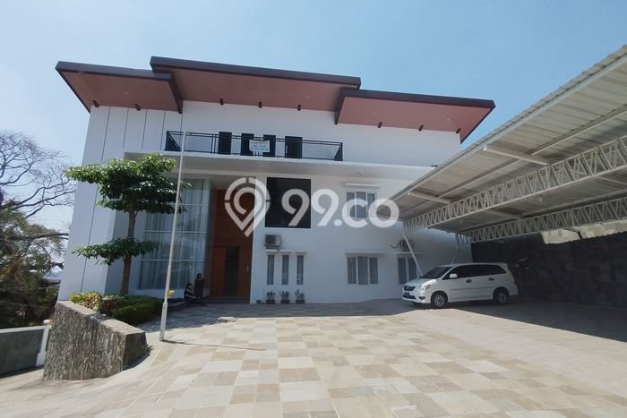 Hunian Modern Disewakan 4 Kamar di Gajah Mungkur Bisa Nego Hunian Modern Disewakan 4 Kamar di Gajah Mungkur Bisa Nego