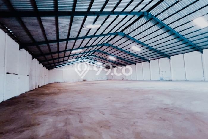 Disewakan Gudang di Kawasan Ramai Terboyo Luas 14000m2 Disewakan Gudang di Kawasan Ramai Terboyo Luas 14000m2