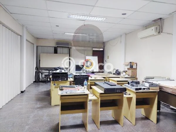 Ruko untuk Disewa di Pusat Semarang Luas Bangunan 440m2 Ruko untuk Disewa di Pusat Semarang Luas Bangunan 440m2