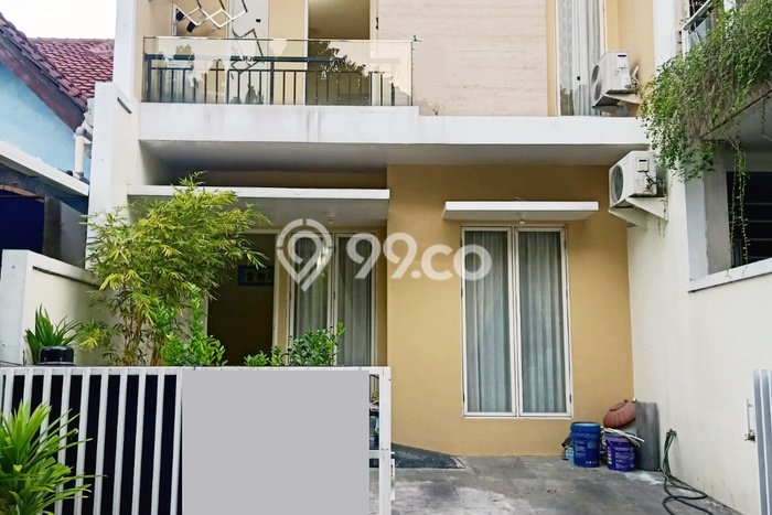 Dijual Hunian Rumah Terawat 4 Kamar di Pakuwon Indah, Surabaya Dijual Hunian Rumah Terawat 4 Kamar di Pakuwon Indah, Surabaya