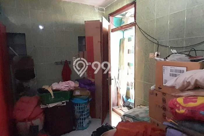 For Sale Rumah 4 Kamar Lokasi Ideal Bagus dan Strategis di Tandes For Sale Rumah 4 Kamar Lokasi Ideal Bagus dan Strategis di Tandes