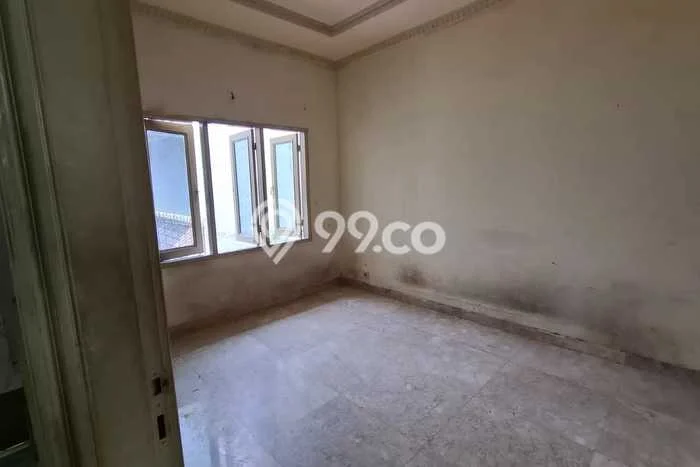 Rumah Mewah LB 260m2 Siap Pakai Desain Elegan di Bojong Indah, Jakarta Barat Rumah Mewah LB 260m2 Siap Pakai Desain Elegan di Bojong Indah, Jakarta Barat