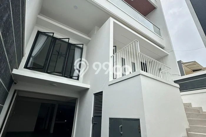 For Sale! Luxury House LT 120m2 Desain Modern di Bojong Indah For Sale! Luxury House LT 120m2 Desain Modern di Bojong Indah