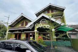 LOKASI STRATEGIS! Rumah di panyileukan, Dekat Tol, 2 KM, LT 128m2m² Bangunan 160m2m² LOKASI STRATEGIS! Rumah di panyileukan, Dekat Tol, 2 KM, LT 128m2m² Bangunan 160m2m²