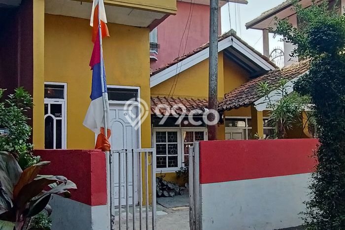 Rumah area Coblong, 6 KT, Area Strategis, Luas 123m² LB 180m² Rumah area Coblong, 6 KT, Area Strategis, Luas 123m² LB 180m²