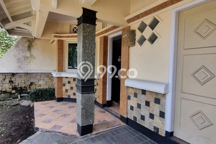 Rumah Kawasan , Luas 127m2m², Bangunan 146m2m² Rumah Kawasan , Luas 127m2m², Bangunan 146m2m²