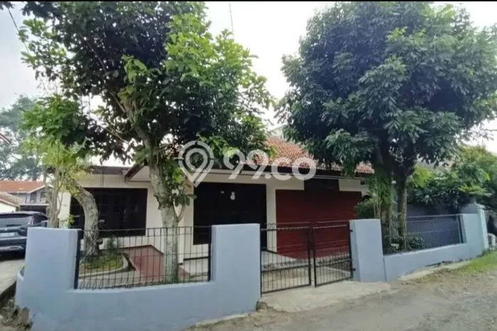 LISTING BARU! Rumah kawasan Gunung Batu, Siap Huni, 3 KT, Dekat Gunung Batu, Bandung, Bandung, LT 180m² Bangunan 160m² LISTING BARU! Rumah kawasan Gunung Batu, Siap Huni, 3 KT, Dekat Gunung Batu, Bandung, Bandung, LT 180m² Bangunan 160m²