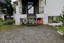 LOKASI PREMIUM! Rumah area Parongpong, 1 KM, Lingkungan Strategis, Luas 120m² Bangunan 80m² LOKASI PREMIUM! Rumah area Parongpong, 1 KM, Lingkungan Strategis, Luas 120m² Bangunan 80m²