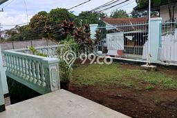 Rumah di Cibeunying, 3 KM, Design Modern, LT 290m² LB 270m² Rumah di Cibeunying, 3 KM, Design Modern, LT 290m² LB 270m²