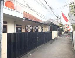 FEATURED! Rumah kawasan Supratman, 2 KM, Lokasi Strategis, LT 160m² Bangunan 140m² FEATURED! Rumah kawasan Supratman, 2 KM, Lokasi Strategis, LT 160m² Bangunan 140m²