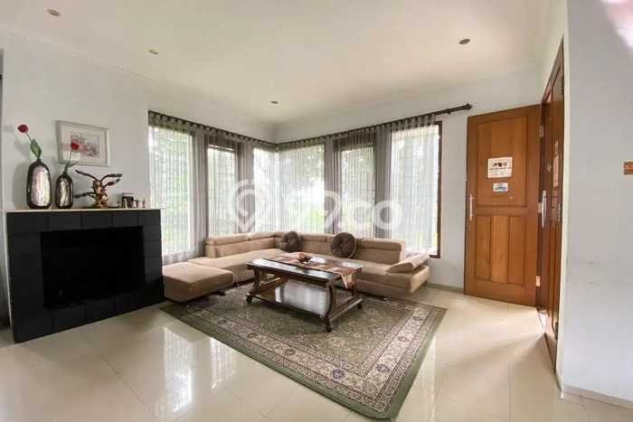 Rumah kawasan Dago, 5 KM, View Kota, LT 510m² LB 450m² Rumah kawasan Dago, 5 KM, View Kota, LT 510m² LB 450m²