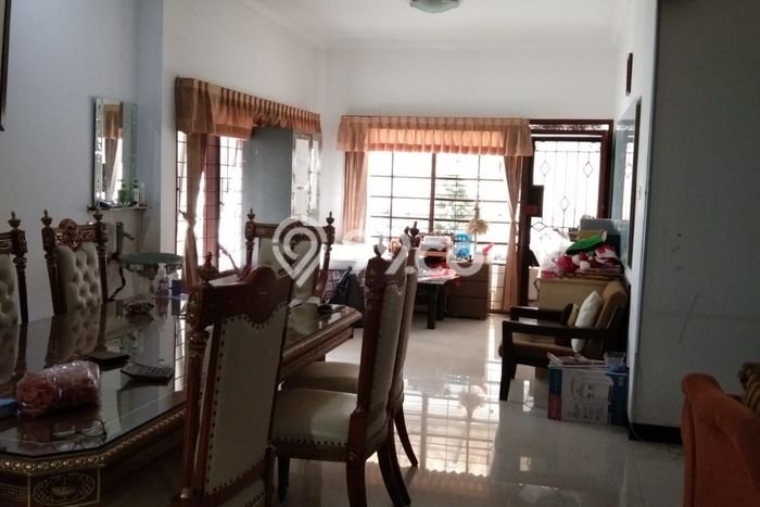 HOT DEAL! Jual Rumah Berkualitas area Sukasari, Bandung, LT 635m2m² LB 550m2m² HOT DEAL! Jual Rumah Berkualitas area Sukasari, Bandung, LT 635m2m² LB 550m2m²