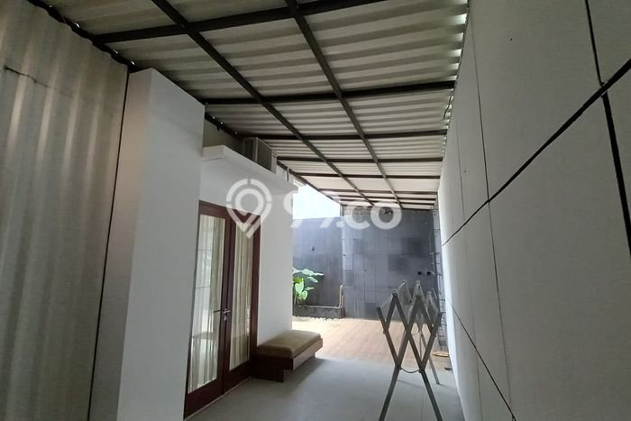 Hunian Elit LB 180m2 Siap Huni Desain Elegan di Buah Batu, Bandung Hunian Elit LB 180m2 Siap Huni Desain Elegan di Buah Batu, Bandung