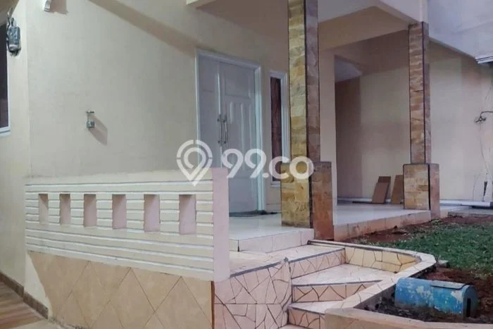 Rumah Disewakan Tangerang LT 250m2 LB 170m2 Area BSD Anggrek Loka Rumah Disewakan Tangerang LT 250m2 LB 170m2 Area BSD Anggrek Loka