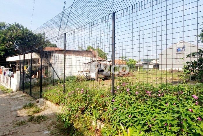 Dijual Tanah di Serpong Tangerang Selatan Luas 904m2 SHM Dijual Tanah di Serpong Tangerang Selatan Luas 904m2 SHM