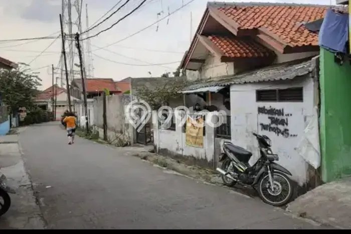 Rumah Modern Cantik 6 KT Bisa Langsung Pindah di Karang Tengah Rumah Modern Cantik 6 KT Bisa Langsung Pindah di Karang Tengah