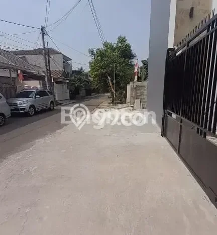 Dijual Cepat Rumah Bagus Siap Huni LB 97m2 di Ciledug, Tangerang Dijual Cepat Rumah Bagus Siap Huni LB 97m2 di Ciledug, Tangerang