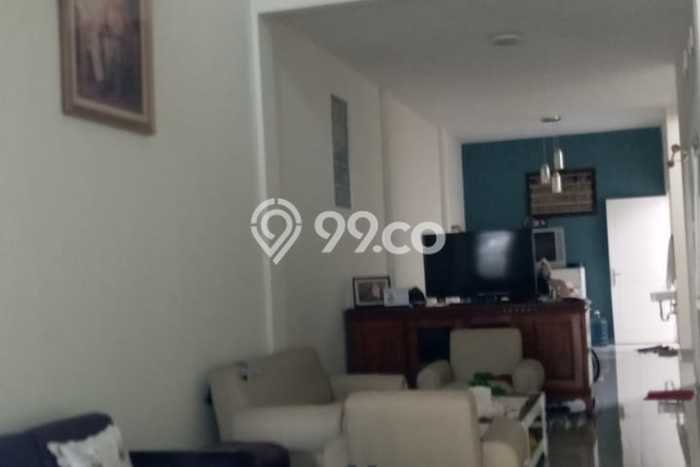 Jual Rumah Bagus Siap Huni LB 240m2 di Pamulang, Tangerang Selatan Jual Rumah Bagus Siap Huni LB 240m2 di Pamulang, Tangerang Selatan