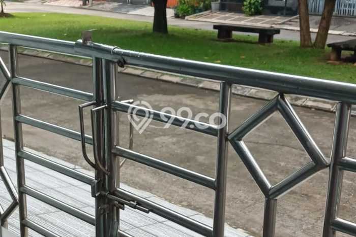 Jual Rumah Bagus Siap Huni LB 240m2 di Pamulang, Tangerang Selatan Jual Rumah Bagus Siap Huni LB 240m2 di Pamulang, Tangerang Selatan