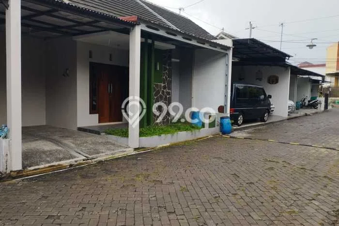Lokasi strategis! Rumah siap huni disewakan di Kartasura LB 60m2 Lokasi strategis! Rumah siap huni disewakan di Kartasura LB 60m2