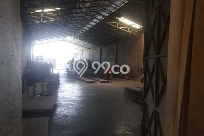 Unit Gudang Dijual di Gatak Sukoharjo Luas Bangunan 3519m2 Unit Gudang Dijual di Gatak Sukoharjo Luas Bangunan 3519m2