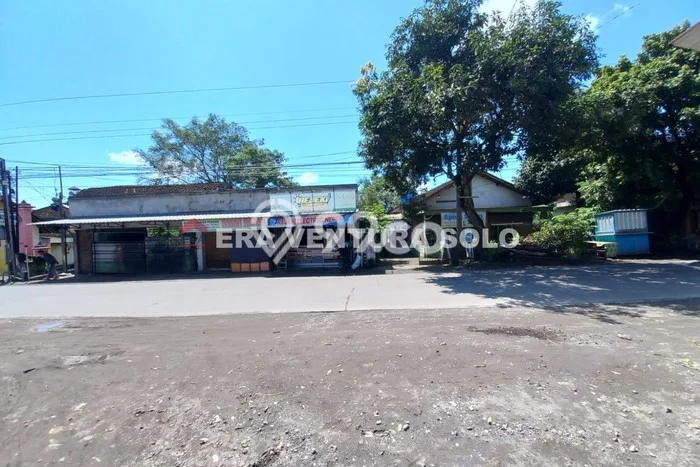 Unit Komersial Dijual di Teras Boyolali 300m2 Unit Komersial Dijual di Teras Boyolali 300m2