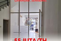 Ruko bagus disewakan di Gayamsari Semarang dengan LB 120m2 harga sewa terbaik Ruko bagus disewakan di Gayamsari Semarang dengan LB 120m2 harga sewa terbaik