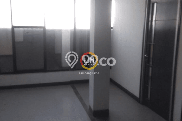 Rumah Luas Asri 2 KT Siap Huni di Wonodri Semarang Rumah Luas Asri 2 KT Siap Huni di Wonodri Semarang