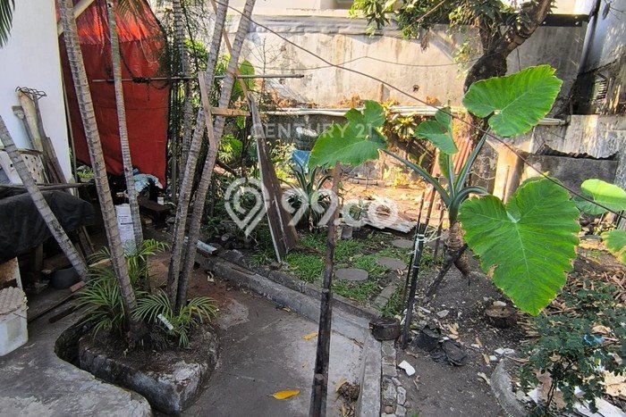 Dijual Cepat Rumah Bagus Siap Huni LB 450m2 di Mamajang, Makassar Dijual Cepat Rumah Bagus Siap Huni LB 450m2 di Mamajang, Makassar