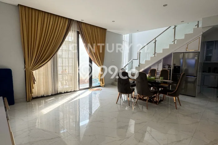 Jual Rumah Luas Megah Dengan View Eksklusif di Tanjung Bunga, Makassar Jual Rumah Luas Megah Dengan View Eksklusif di Tanjung Bunga, Makassar