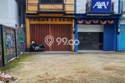 Disewakan Ruko komersial di Ujung Pandang luas bangunan 270m2 Disewakan Ruko komersial di Ujung Pandang luas bangunan 270m2