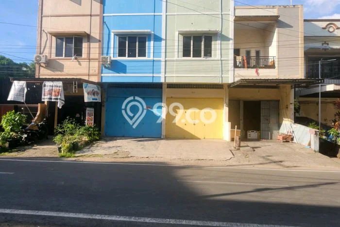 Disewakan Ruko Strategis Kawasan Mamajang, Luas 151m2m², Jalan Utama Disewakan Ruko Strategis Kawasan Mamajang, Luas 151m2m², Jalan Utama