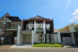 Hunian Elit LB 450m2 Siap Pakai Desain Elegan di Araya, Malang Hunian Elit LB 450m2 Siap Pakai Desain Elegan di Araya, Malang