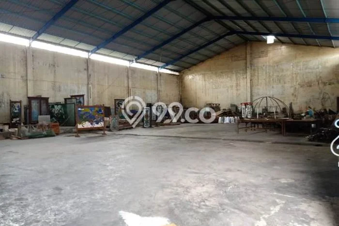 Gudang Area Komersial Kawasan , Luas 1008m2m², Siap Usaha Gudang Area Komersial Kawasan , Luas 1008m2m², Siap Usaha