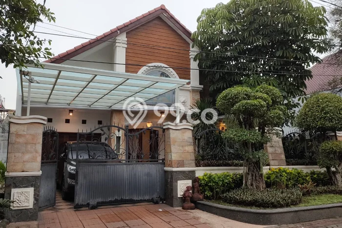 Rumah Disewakan Malang LT 430m2 LB 300m2 Kawasan Malang Kota Rumah Disewakan Malang LT 430m2 LB 300m2 Kawasan Malang Kota