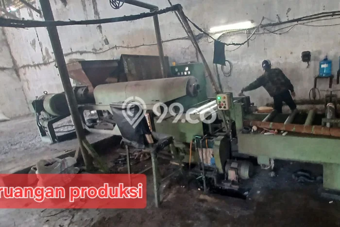 Gudang paling strategis disewakan di Bululawang Malang Gudang paling strategis disewakan di Bululawang Malang