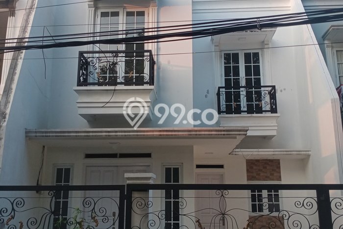 Dijual Cepat Rumah Bagus Siap Huni LB 170m2 di Beji, Depok Dijual Cepat Rumah Bagus Siap Huni LB 170m2 di Beji, Depok