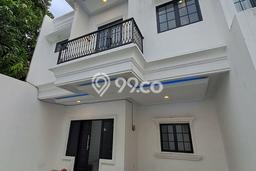 Rumah Modern Minimalis 4 Kamar Siap Huni di Jagakarsa Rumah Modern Minimalis 4 Kamar Siap Huni di Jagakarsa