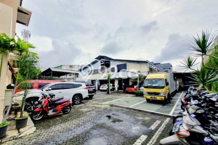 FOR SALE! Komersial di Matraman Jakarta Timur, LT 2312m2, LB 1000m2 FOR SALE! Komersial di Matraman Jakarta Timur, LT 2312m2, LB 1000m2