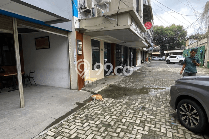 Ruko Dijual di Prime Area Jakarta Selatan Luas 500m2 Ruko Dijual di Prime Area Jakarta Selatan Luas 500m2